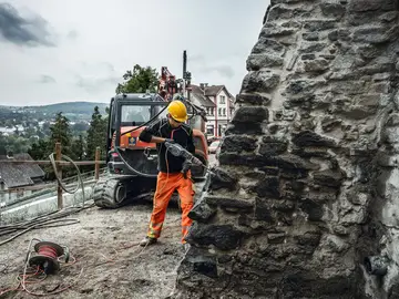 Die Bauwerksanierung zählt zu den angebotenen Dienstleistungen der Spesa Spezialbau und Sanierung